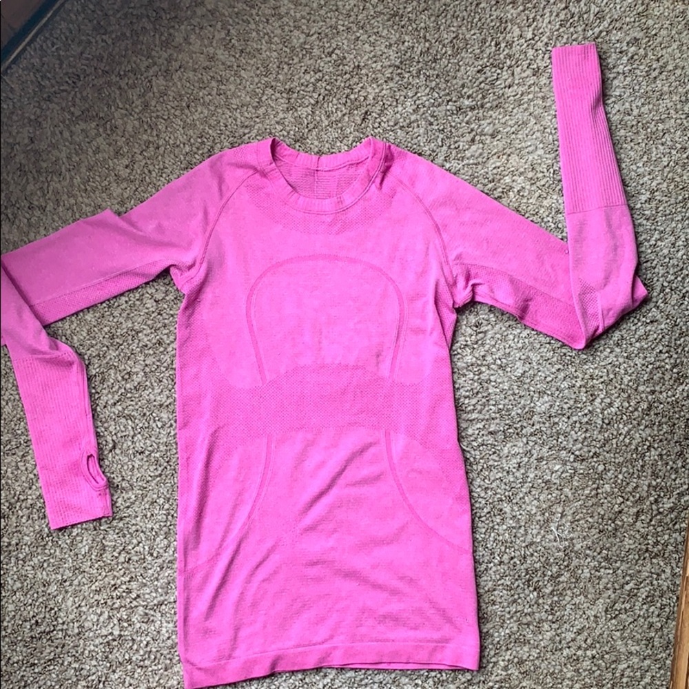 Lulu lemon top